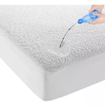 Combo Protector De Colchon Antifluido + Cobija Termica Ovejera Doble Faz 180 X 240