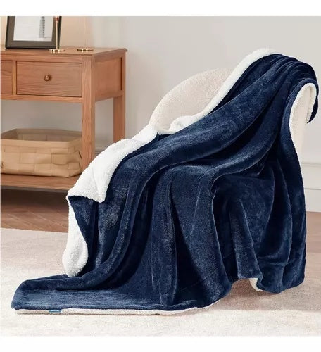 Combo Duo Medias Termicas Peluche + Cobija Termica Ovejera 180 X 240 Azul Doble Faz